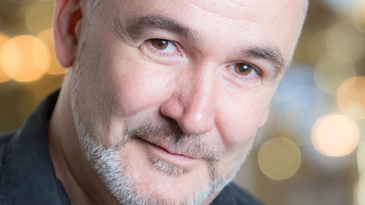 “Annak a nézőnek jó rendezni, aki érti és akarja is érteni a színházat” – interjú Toronykőy Attilával hír képe “Annak a nézőnek jó rendezni, aki érti és akarja is érteni a színházat” – interjú Toronykőy Attilával hír képe