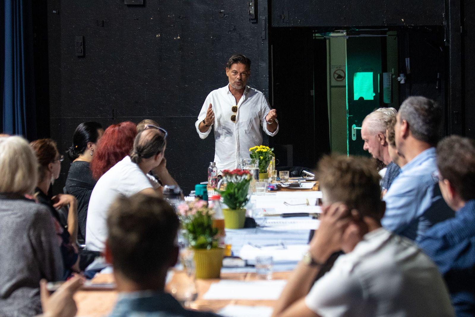 Indul az évad a Szegedi Nemzetiben hír képe Indul az évad a Szegedi Nemzetiben hír képe