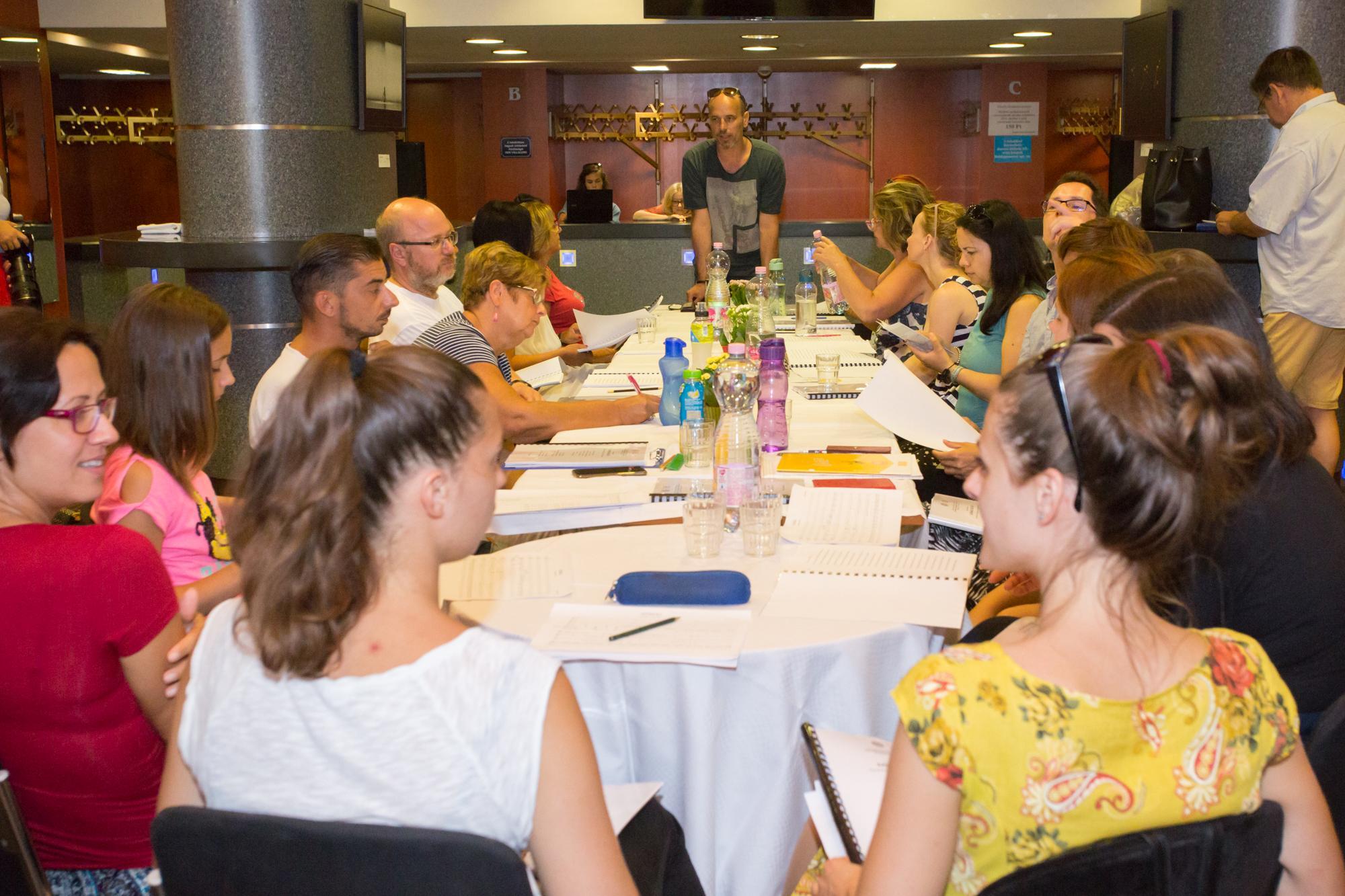 Könyvtári közönségtalálkozó hír képe Könyvtári közönségtalálkozó hír képe