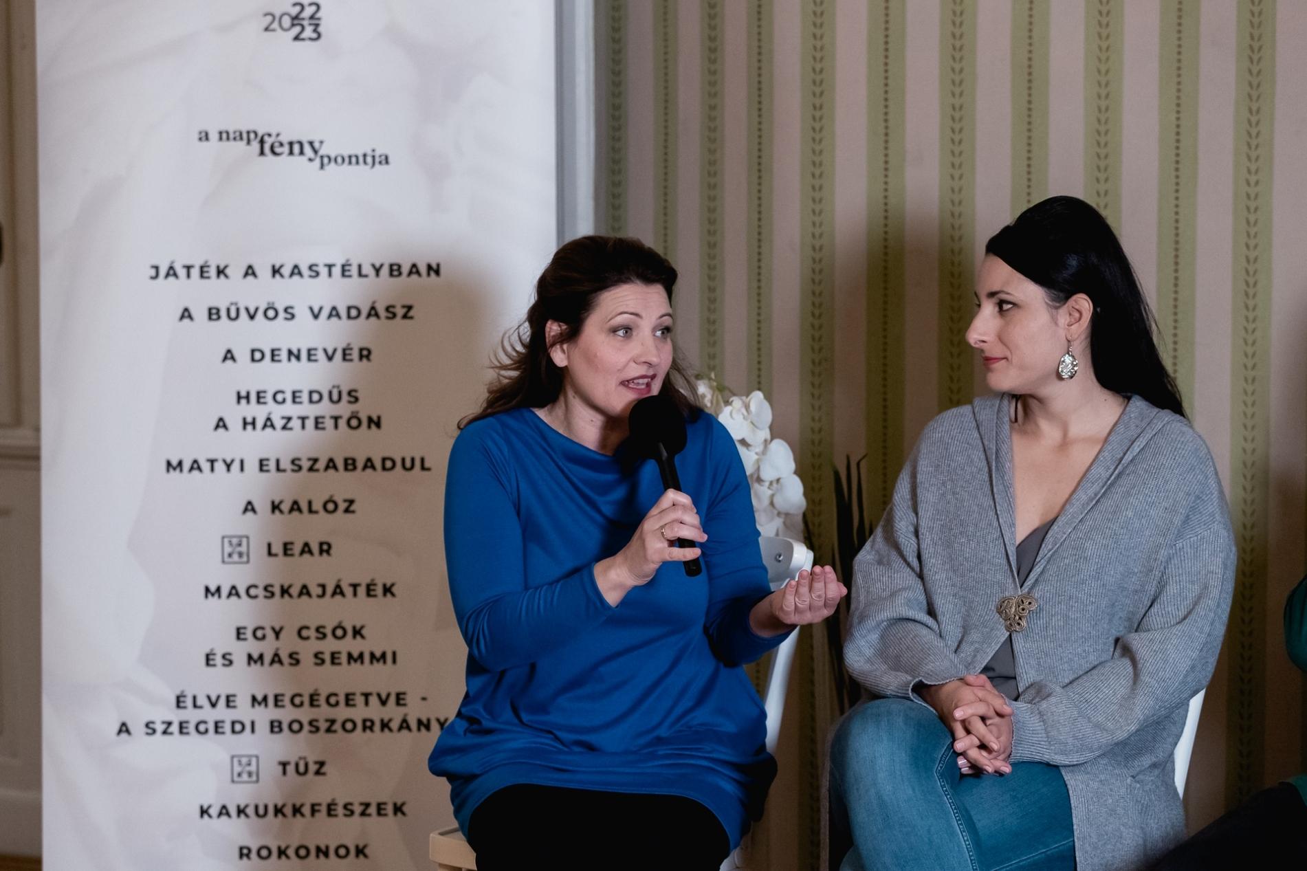 Közönségtalálkozó a Reök-palotában: A bűvös vadász misztikus felnőttmese életről, halálról és emberi gyarlóságról fotógaléria képe 4 Közönségtalálkozó a Reök-palotában: A bűvös vadász misztikus felnőttmese életről, halálról és emberi gyarlóságról fotógaléria képe 4