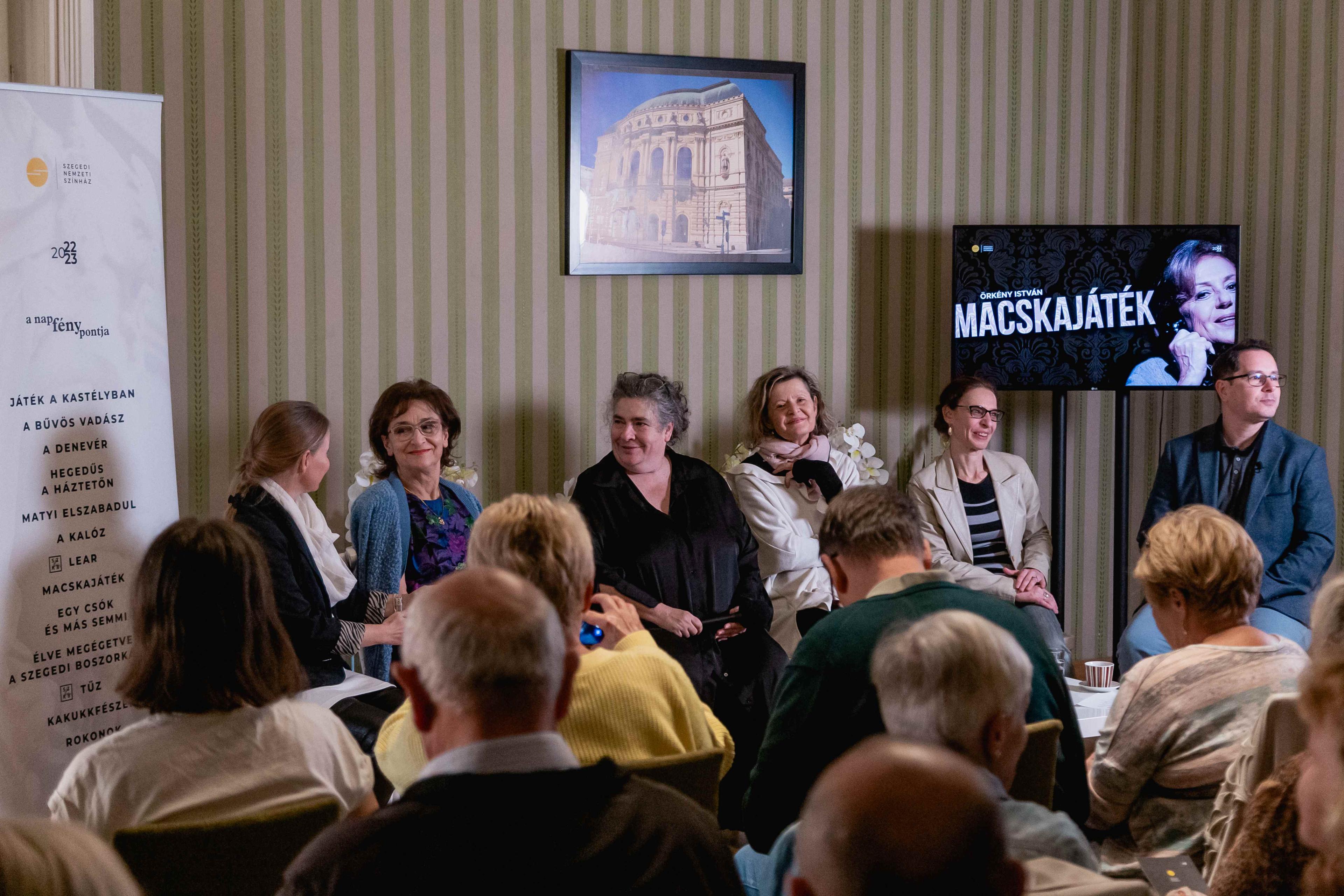 Közönségtalálkozó a Reök-palotában: Macskajáték, avagy miért lehet baj abból, ha esténként átnyávogunk a szomszédba fotógaléria képe 4 Közönségtalálkozó a Reök-palotában: Macskajáték, avagy miért lehet baj abból, ha esténként átnyávogunk a szomszédba fotógaléria képe 4