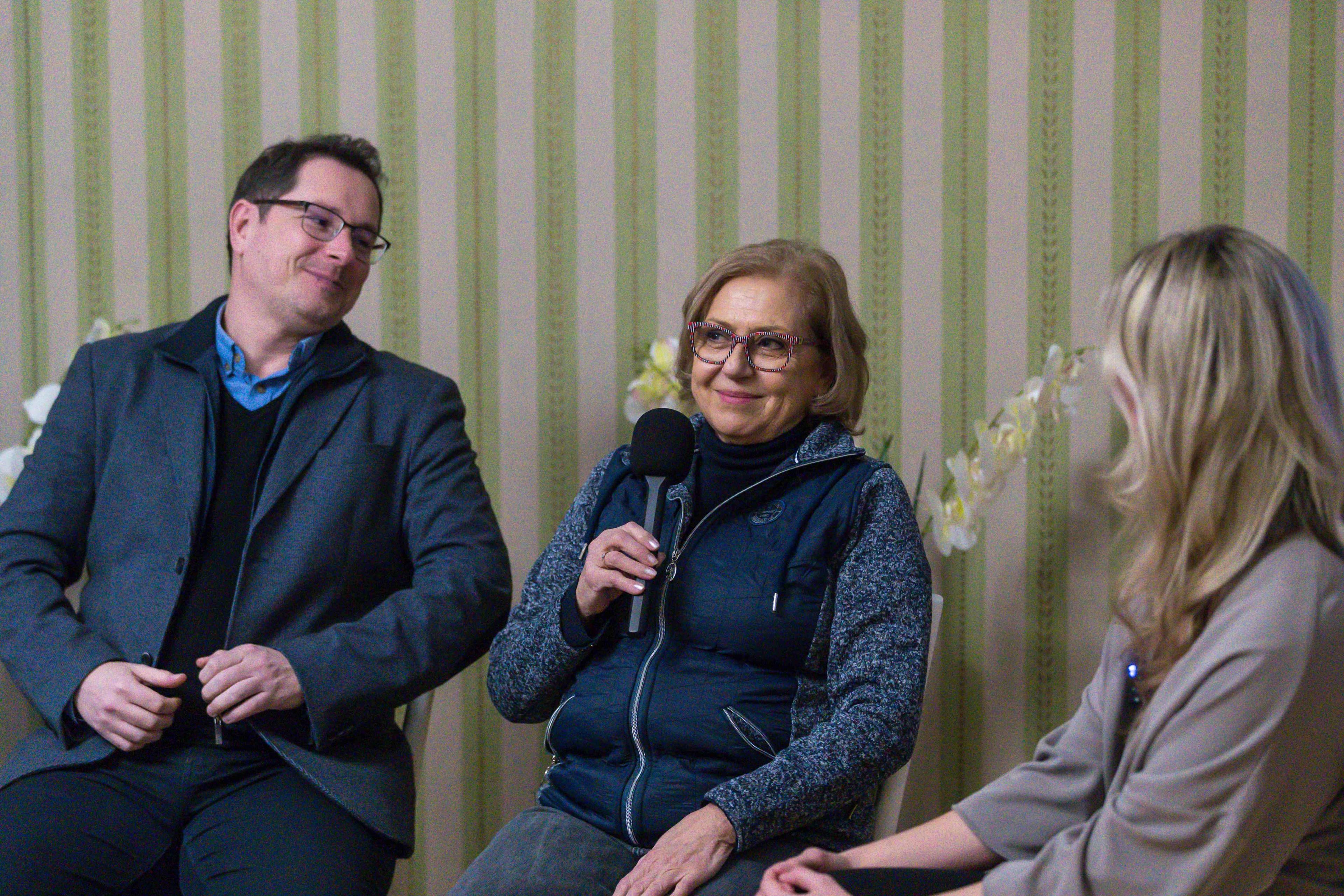 Közönségtalálkozó: lelkünk rejtett ajtajait is nyitogatták a Reök-palotában 1 Közönségtalálkozó: lelkünk rejtett ajtajait is nyitogatták a Reök-palotában 1