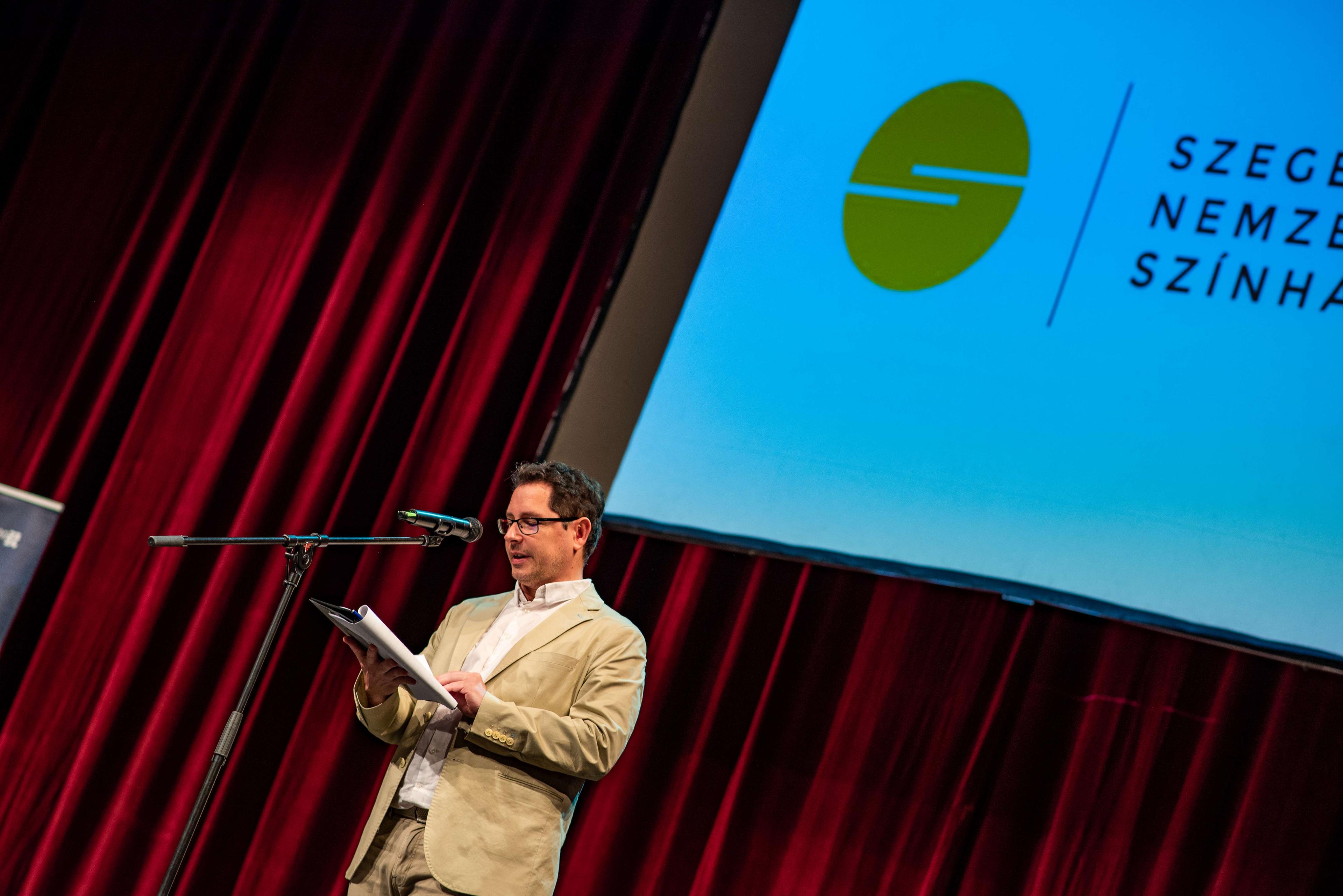 Lezárta idei – rendhagyó – évadát a Szegedi Nemzeti Színház hír képe Lezárta idei – rendhagyó – évadát a Szegedi Nemzeti Színház hír képe