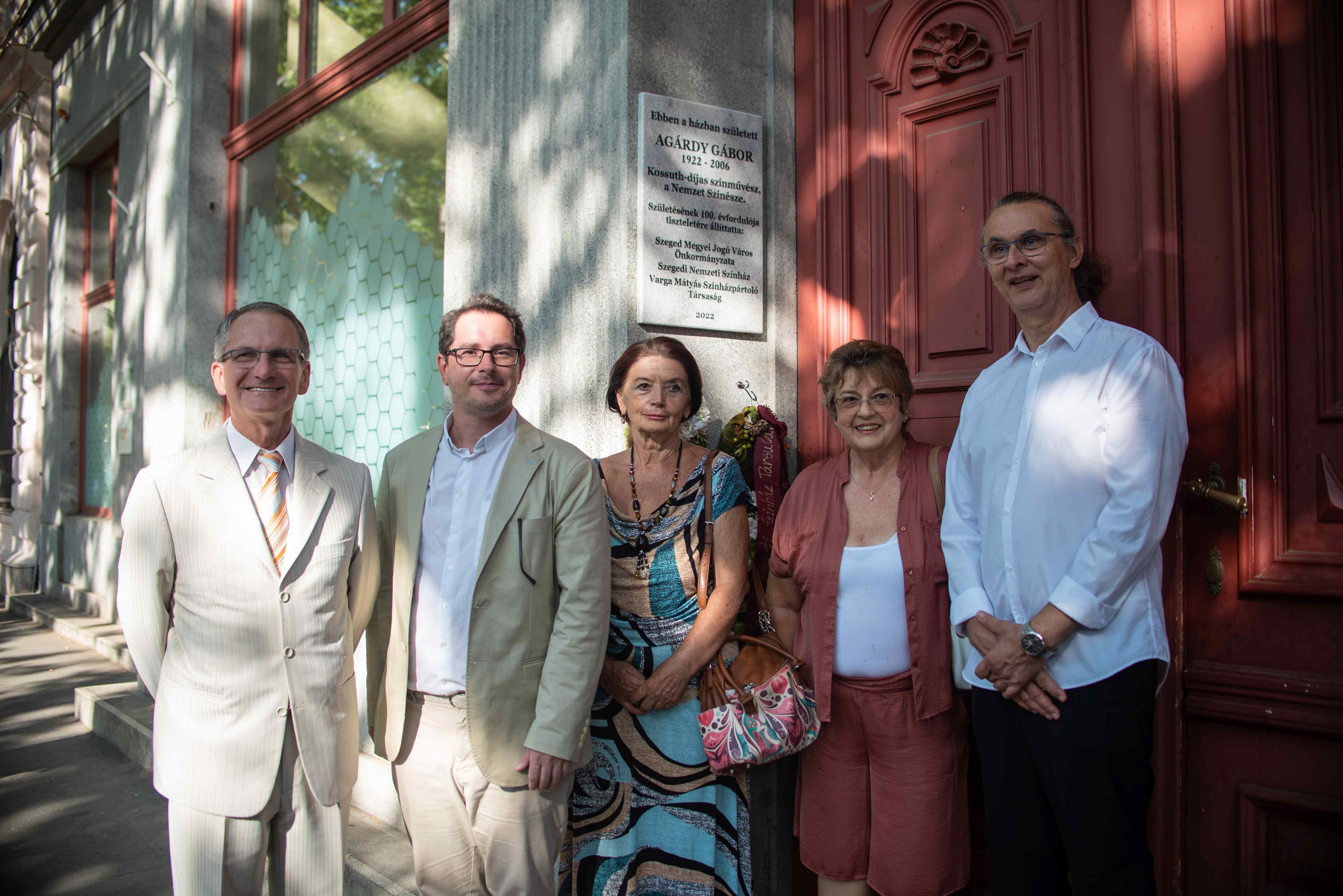 Mától tábla őrzi Agárdy Gábor emlékét Széchenyi téri szülőháza falán 3 Mától tábla őrzi Agárdy Gábor emlékét Széchenyi téri szülőháza falán 3