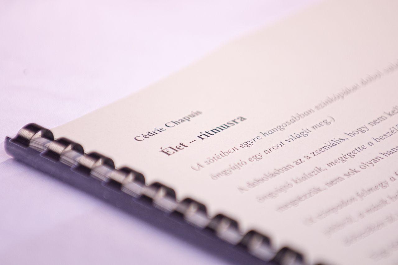 Monodrámával is készül következő évadára a színház: a darab arra figyelmeztet, hogy a másság nem betegség! hír képe Monodrámával is készül következő évadára a színház: a darab arra figyelmeztet, hogy a másság nem betegség! hír képe