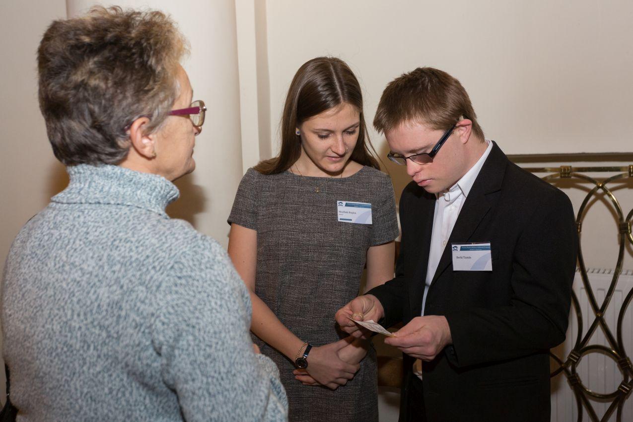 Színházunk  a megváltozott munkaképességű fiatalokért 2 Színházunk  a megváltozott munkaképességű fiatalokért 2