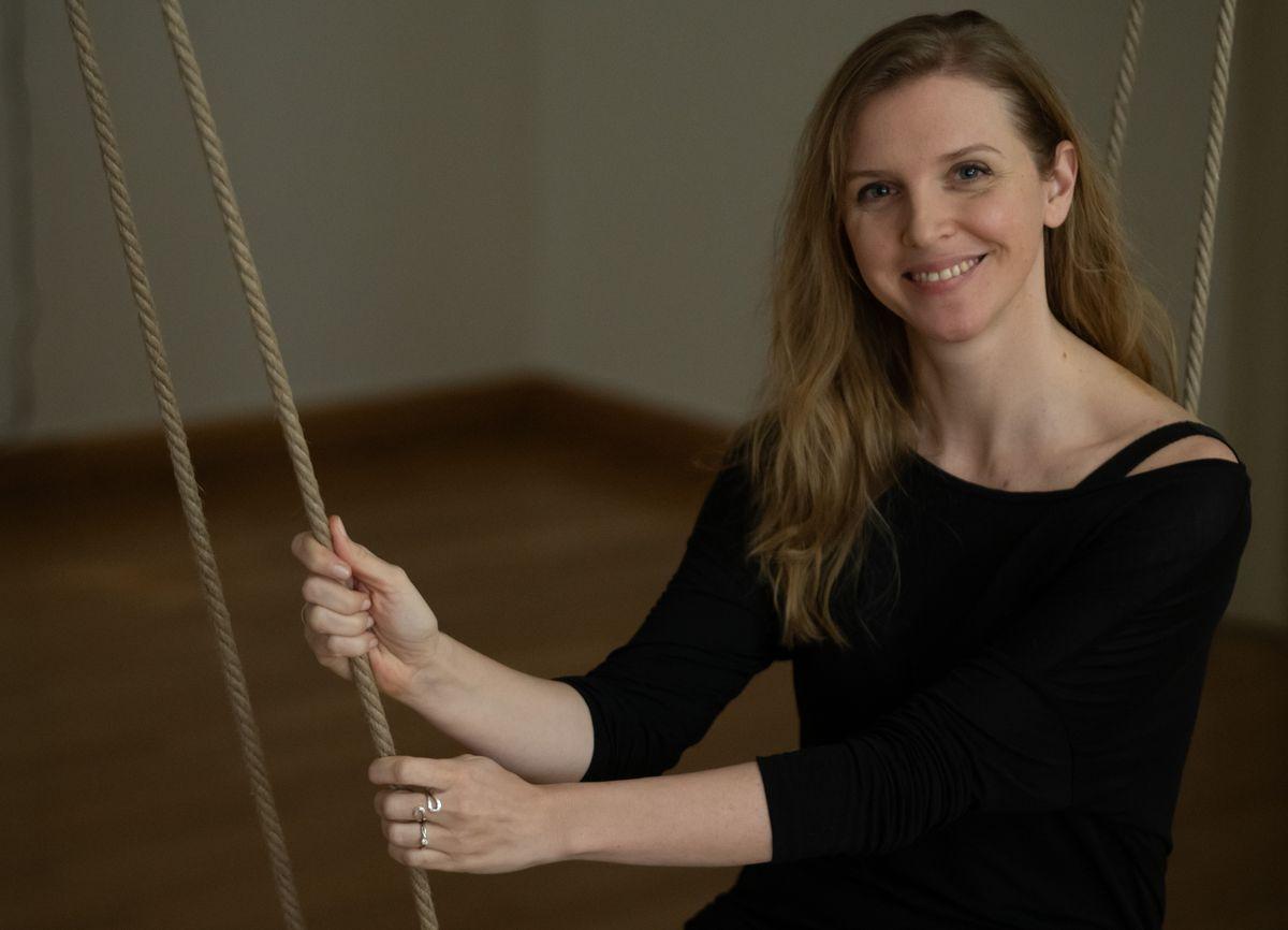 Tabukat dönt le Menczel Andrea önálló estjén hír képe Tabukat dönt le Menczel Andrea önálló estjén hír képe