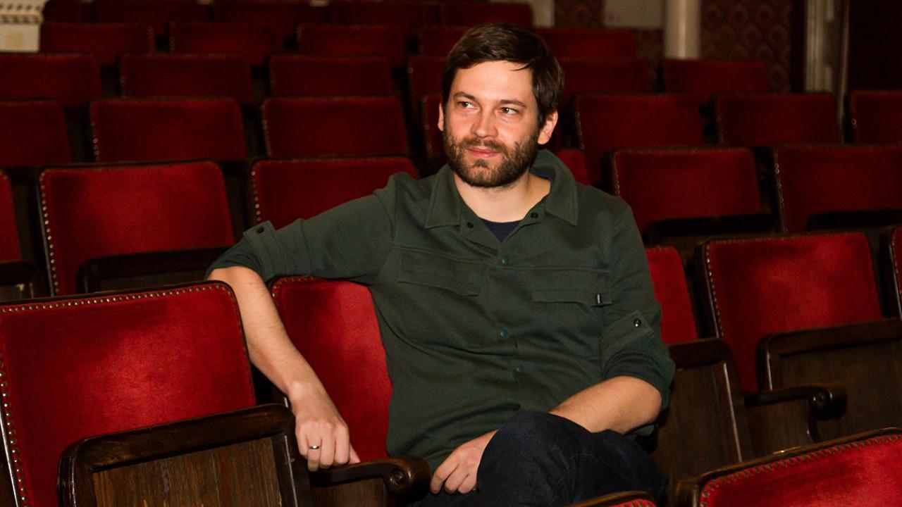 Tárnoki Márk: Megszólítjuk a nézőket A két Korea újraegyesítésével hír képe Tárnoki Márk: Megszólítjuk a nézőket A két Korea újraegyesítésével hír képe