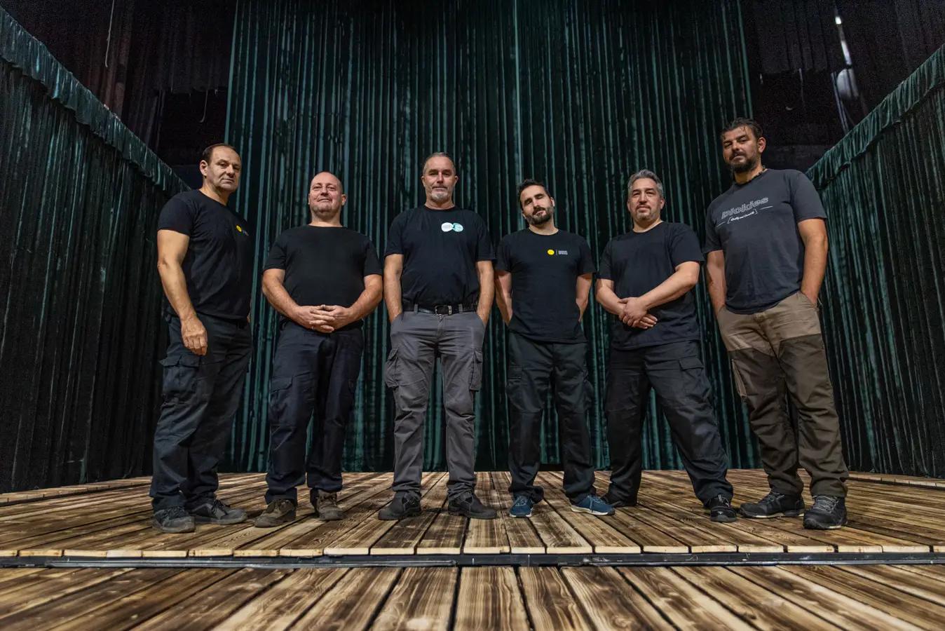 Díszítők – Kisszínház