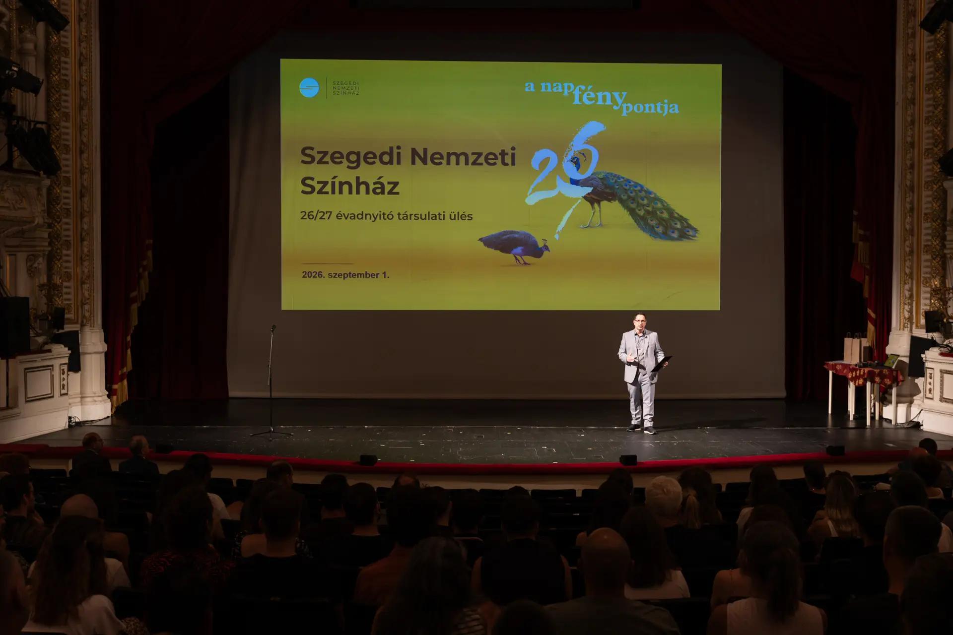A nap fénypontja: elindult a Szegedi Nemzeti Színház 2026/2027-es évada hír képe A nap fénypontja: elindult a Szegedi Nemzeti Színház 2026/2027-es évada hír képe