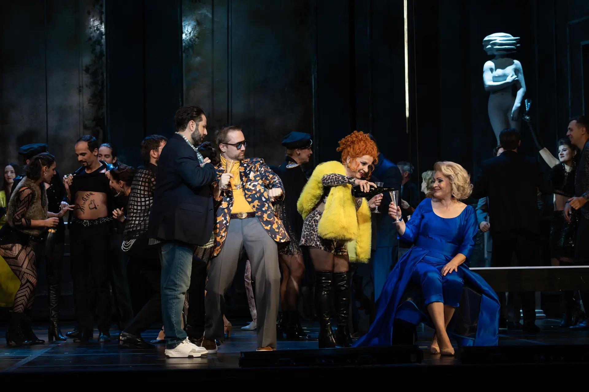 La Traviata 2 La Traviata 2