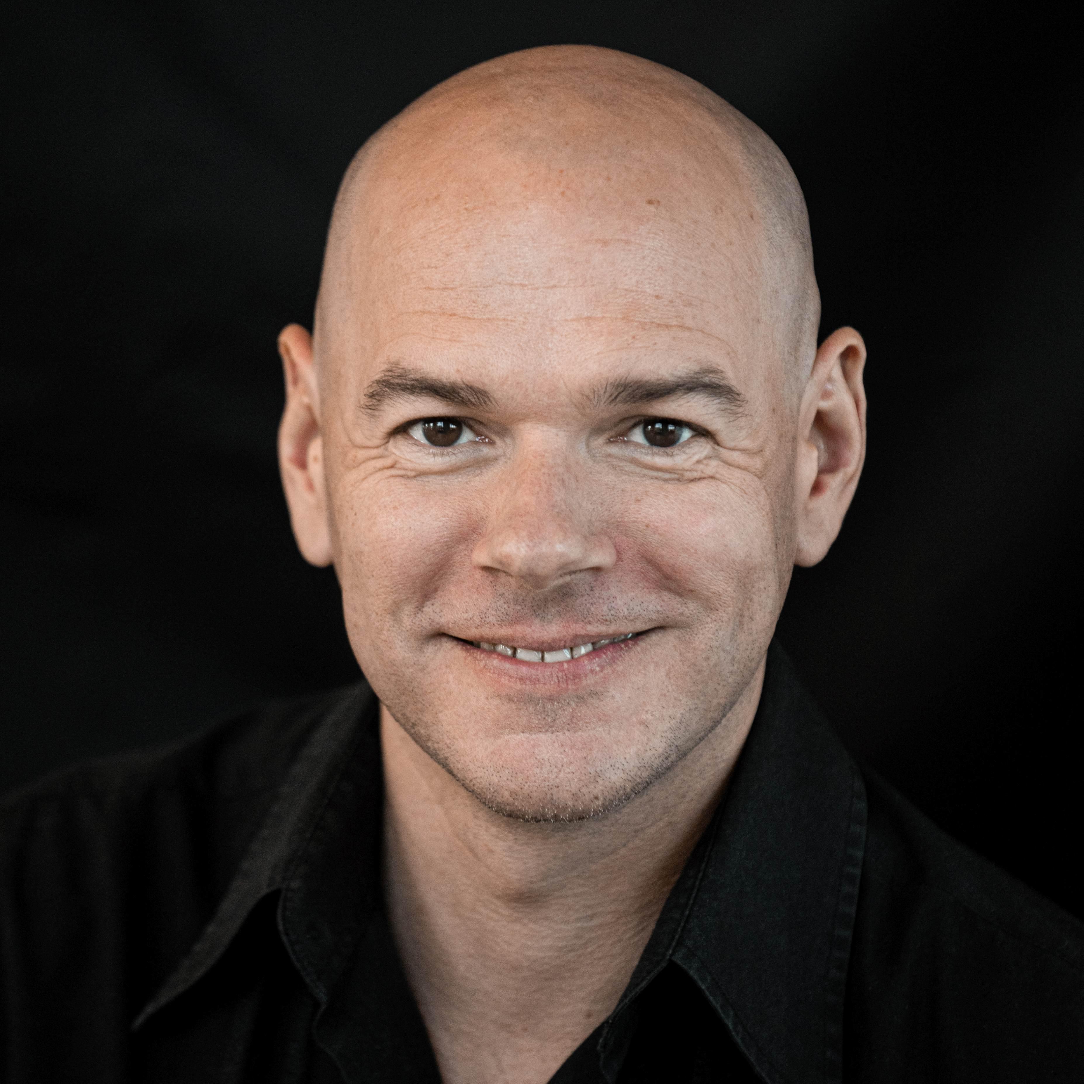 Szívós László